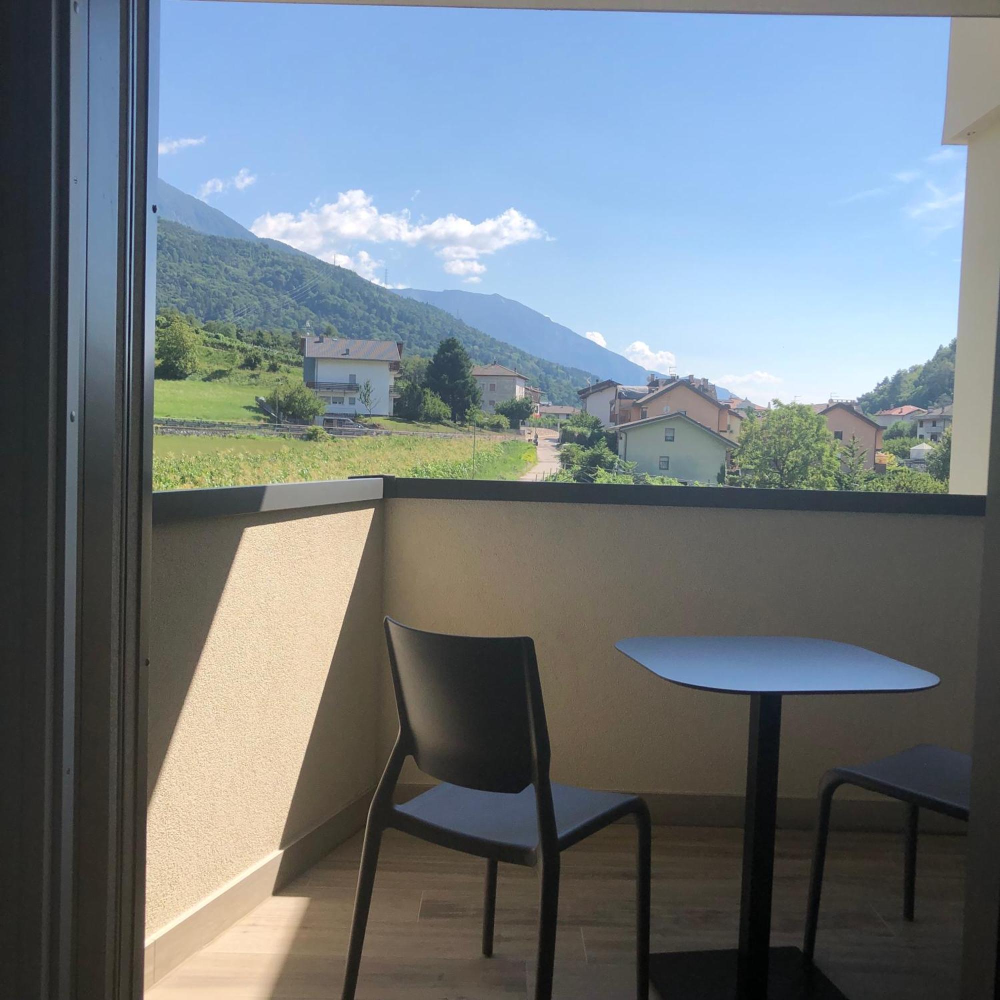 Appartamenti Moderni, Luminosi E Tranquilli Con Parcheggio Privato - Agritur La Tenuta Trento Esterno foto