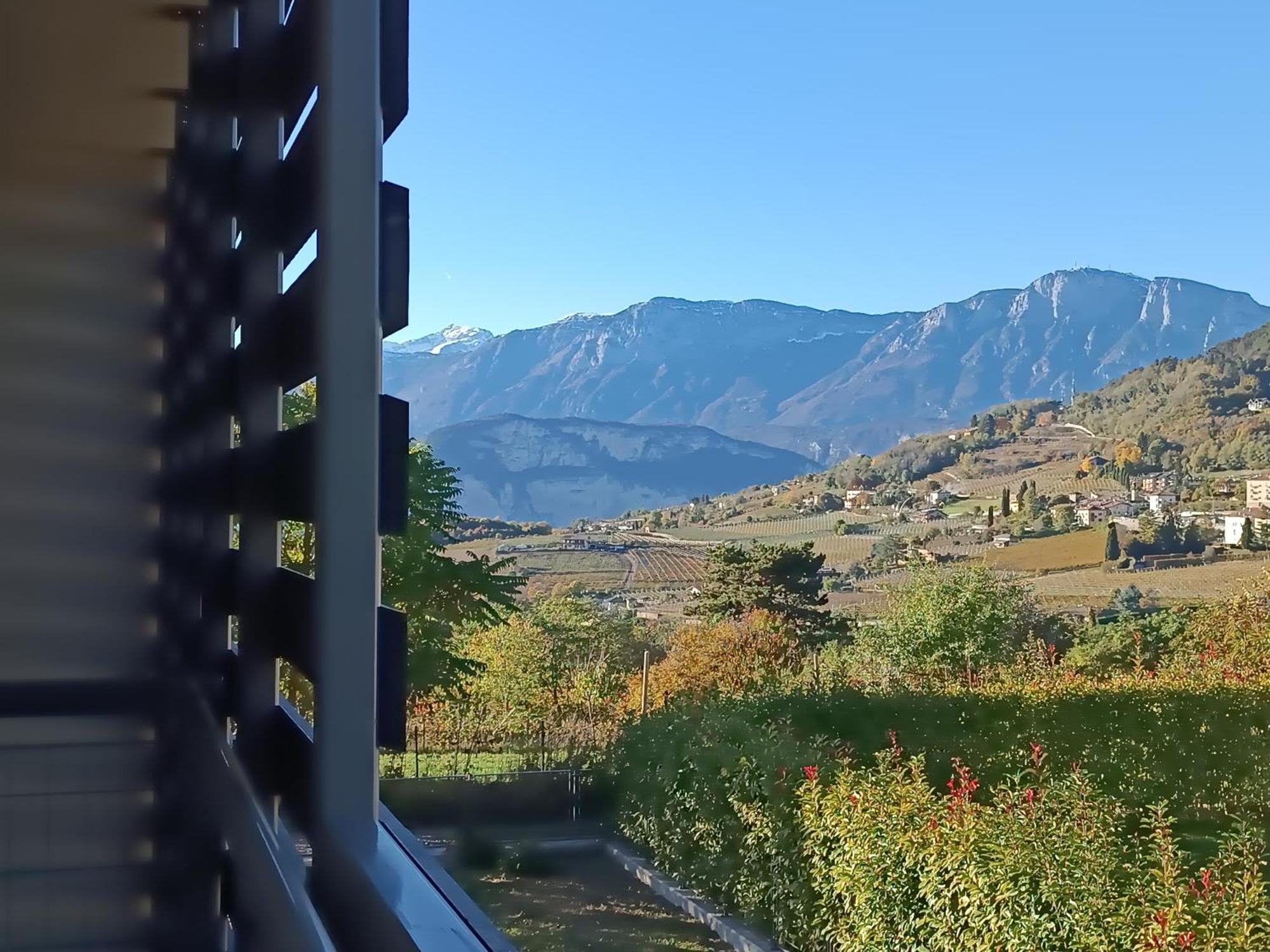 Appartamenti Moderni, Luminosi E Tranquilli Con Parcheggio Privato - Agritur La Tenuta Trento Esterno foto