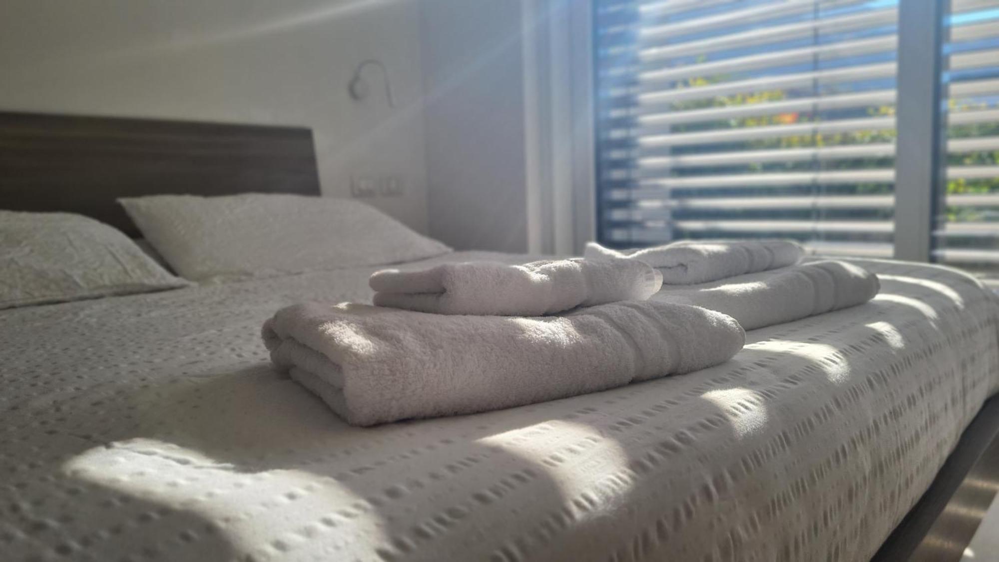 Appartamenti Moderni, Luminosi E Tranquilli Con Parcheggio Privato - Agritur La Tenuta Trento Esterno foto
